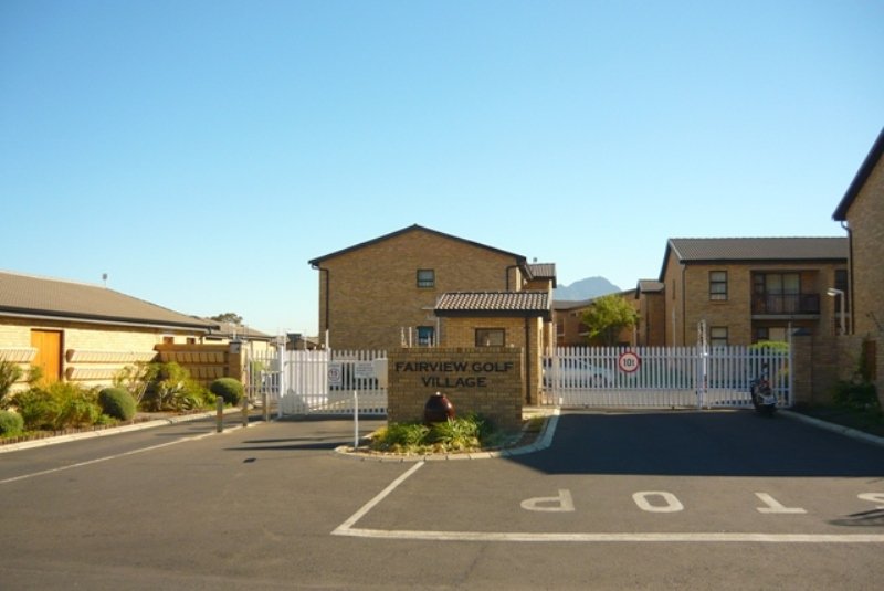 To Let 2 Bedroom Property for Rent in Gordons Bay Central Western Cape